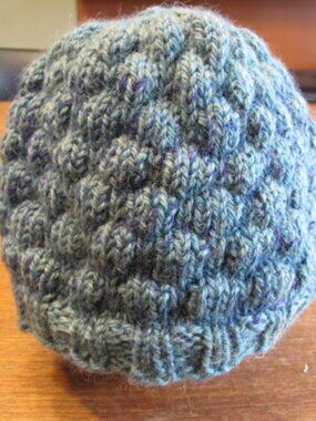 Bauble winter hat